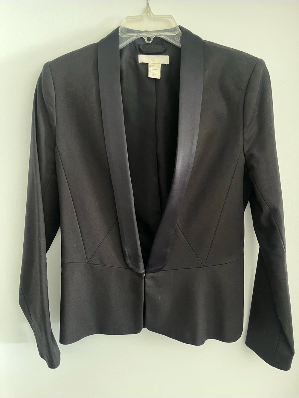 Open Blazer with Satin-like Detail